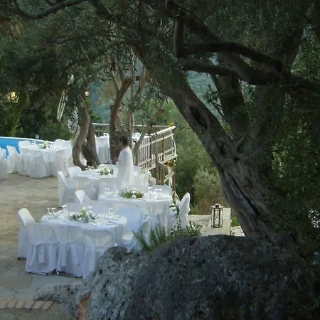Pavezzo Country Retreat شقة فندقية Katouna