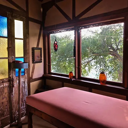 Pavezzo Country Retreat 4* Κατούνα