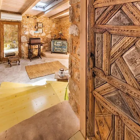 アパートホテル Pavezzo Country Retreat Katouna