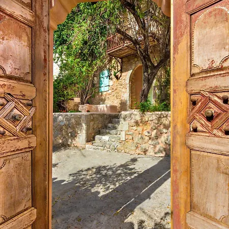 Pavezzo Country Retreat 3* Katouna