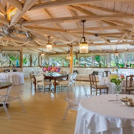 Pavezzo Country Retreat 4*