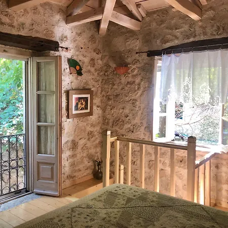 Pavezzo Country Retreat Hotel apartamentowy 4*