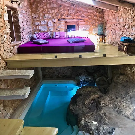 Pavezzo Country Retreat 4*