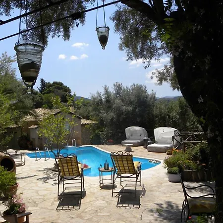 Pavezzo Country Retreat Hotel apartamentowy Katouna