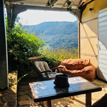 Aparthotel Pavezzo Country Retreat
