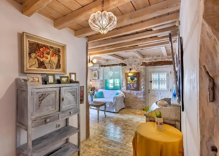 Aparthotel Pavezzo Country Retreat